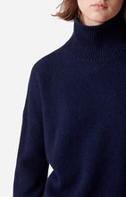 Load image into Gallery viewer, Malo Jumper in Night Blue
