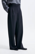 Load image into Gallery viewer, Horea Trousers in Black
