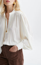 Load image into Gallery viewer, Helene Blouse in Ivoire