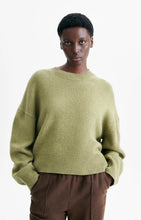 Load image into Gallery viewer, Hinde Jumper in Matcha