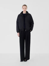 Load image into Gallery viewer, Iesel Jacket in Black