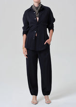 Load image into Gallery viewer, Bubble Pull-On Top in Portofino Twill