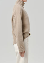 Load image into Gallery viewer, Scout Turtleneck Jumper in Fawn
