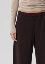 Load image into Gallery viewer, Miro Sweatpant in Chocolate