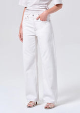Load image into Gallery viewer, Arc Jeans 32" in Chalk White