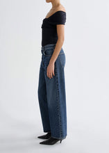 Load image into Gallery viewer, Arc Jeans 29" in Shortwave