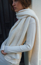 Load image into Gallery viewer, East Scarf in Pearl Melange
