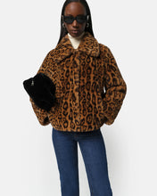 Load image into Gallery viewer, Elis Leopard Coat in Light Leopard