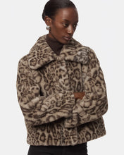 Load image into Gallery viewer, Elis Leopard Coat in Light Leopard