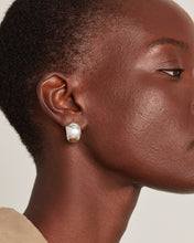 Load image into Gallery viewer, Small Gemma Earrings in Silver