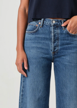 Load image into Gallery viewer, Ren in Control