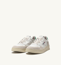 Load image into Gallery viewer, Medalist Low Top Trainers in Leather/ Suede White/ Amazon