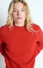 Load image into Gallery viewer, Vitow Sweater in Strawberry
