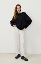 Load image into Gallery viewer, Vitow Sweater in Noir
