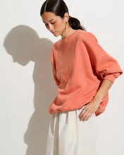 Load image into Gallery viewer, Chebbi Sweatshirt in Guava