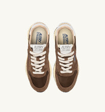 Load image into Gallery viewer, Reelwind Low Top Trainers in Nylon/ Crack White Tundra