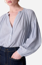 Load image into Gallery viewer, Nipoa Blouse in Blanc/Bleu
