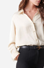 Load image into Gallery viewer, Dorothee Shirt in Ecru
