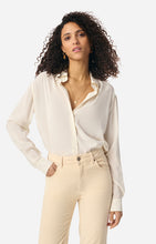 Load image into Gallery viewer, Druyat Shirt in Ecru
