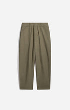 Load image into Gallery viewer, Cargo Pants in Vegetal
