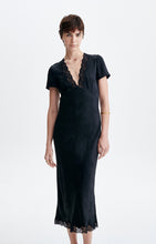 Load image into Gallery viewer, Hollie Dress in Black

