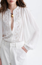 Load image into Gallery viewer, Haldo Blouse in Ecru
