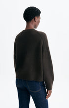 Load image into Gallery viewer, Hinde Jumper in Marron
