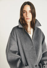 Load image into Gallery viewer, Armand Coat in Grey Melange
