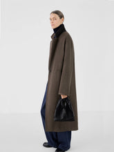 Load image into Gallery viewer, Virginia Handbag in Black
