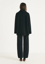 Load image into Gallery viewer, Severin Jacket in Noir
