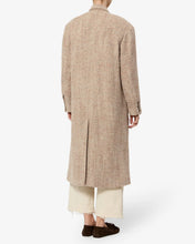 Load image into Gallery viewer, Pilda Coat in Beige

