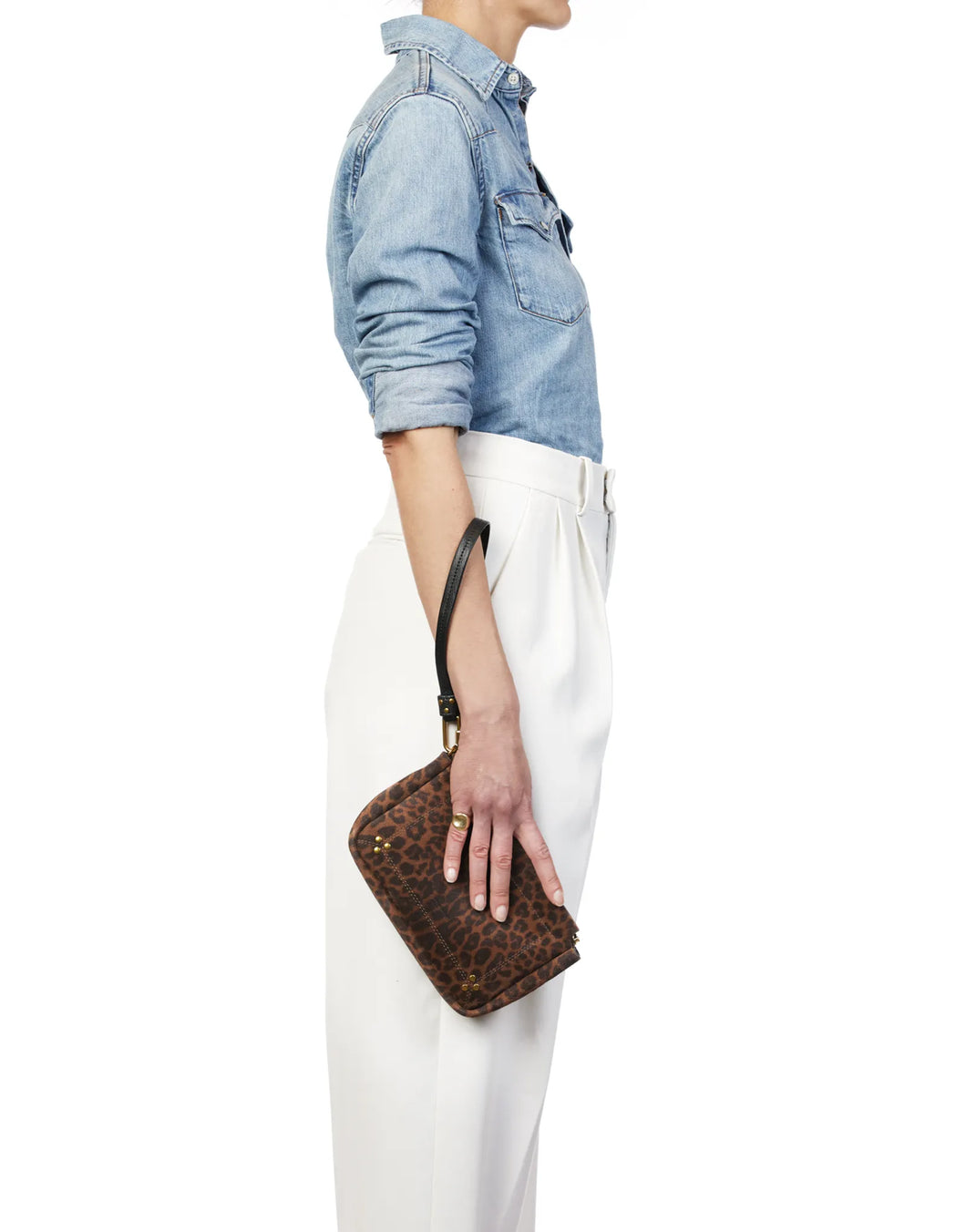 Clap M Clutch Bag in Imprime Leopard Natural