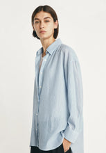 Load image into Gallery viewer, Nublo Shirt in Blue
