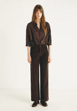 Load image into Gallery viewer, Carole Shirt in Brown
