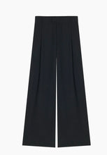Load image into Gallery viewer, Rhone Trousers in Black
