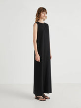 Load image into Gallery viewer, Elba Dress in Black
