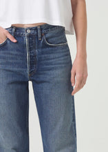 Load image into Gallery viewer, 90s Jeans in Imagine
