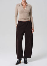 Load image into Gallery viewer, Miro Sweatpant in Chocolate
