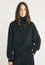 Load image into Gallery viewer, Henderson Sweater in Black Delave
