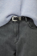 Load image into Gallery viewer, Haida Jumper in Lilac
