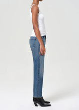 Load image into Gallery viewer, 90's Jean in Bounty

