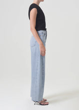 Load image into Gallery viewer, Luna Pieced Jean in Void
