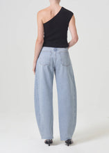Load image into Gallery viewer, Luna Pieced Jean in Void
