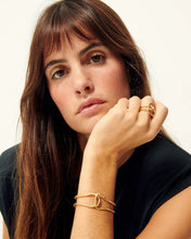 Load image into Gallery viewer, Areora Bracelet in Dore
