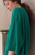 Load image into Gallery viewer, Atatrip T-Shirt in Greenery
