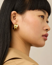 Load image into Gallery viewer, Chunky Doune Hoops in Gold
