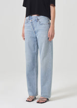 Load image into Gallery viewer, Criss Cross Jeans in Wired
