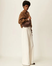 Load image into Gallery viewer, Divilio Small Bag in Coffee Leather
