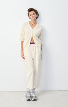 Load image into Gallery viewer, Gilet Femme East Cardigan in Pearl Melange
