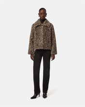 Load image into Gallery viewer, Elis Leopard Coat in Light Leopard
